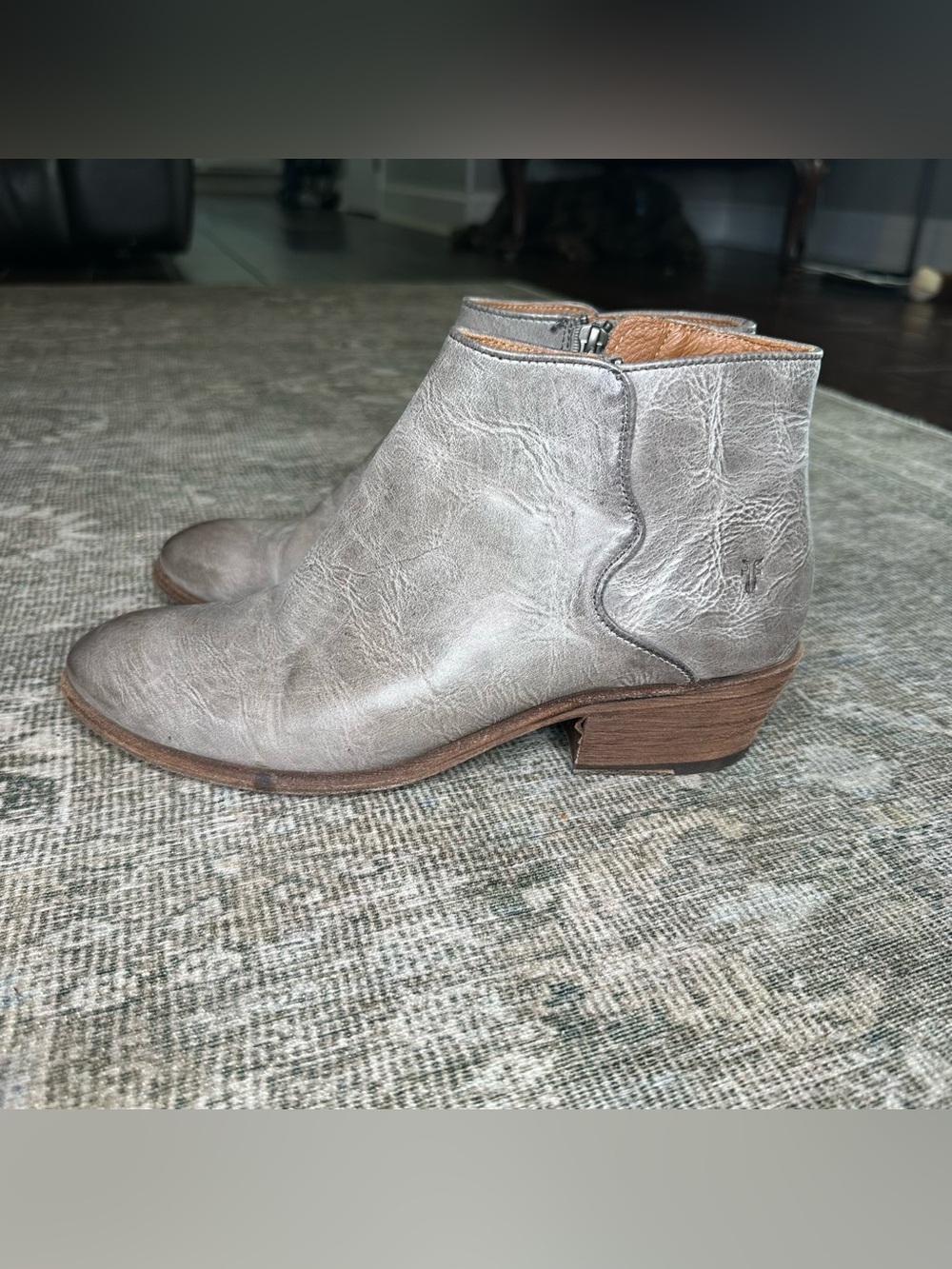 Frye Women's Carson Piping Ankle Boots Graphite Grey Womens Size 9